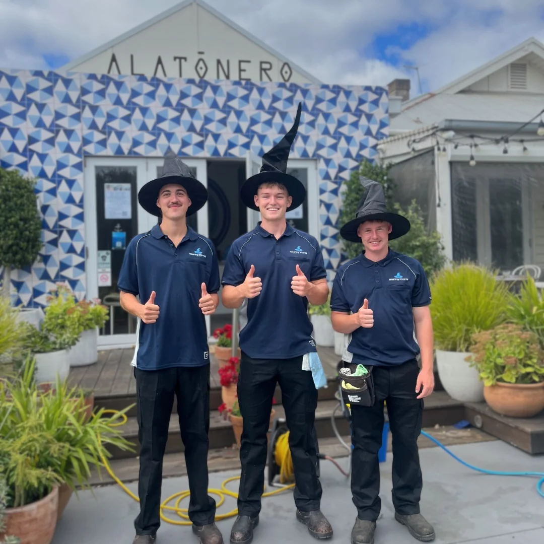 Professional exterior cleaning team Mornington Peninsula - Washing Wizards window cleaning and pressure cleaning specialists serving Mount Eliza, Frankston, Mornington and surrounding areas